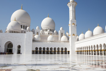 Sheikh Zayed Mosque in Abu Dhabi