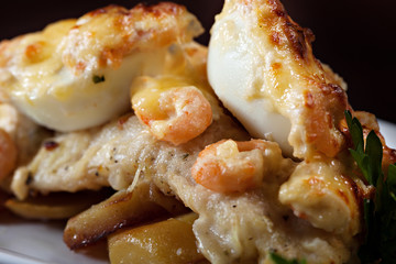 Tasty baked appetizer with shrimp