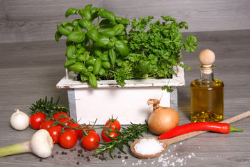 Kräuter und Gewürze