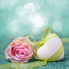 Duftende Blüte und Herz