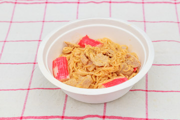 Hot and spicy instant noodle