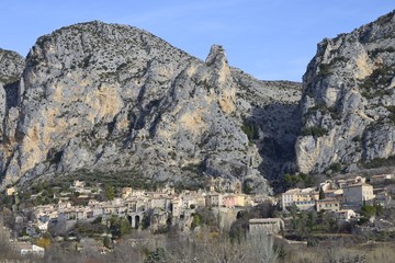 Fototapeta na wymiar Moustiers-Sainte-Marie, Provence-Alpes-Côte d'Azur - France
