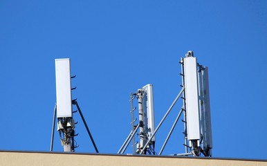 Antennes relais de téléphonie mobile