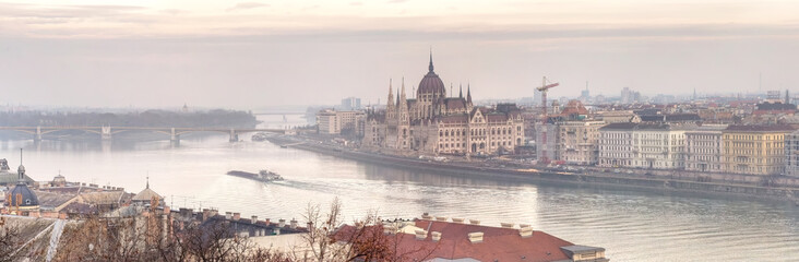 Obraz premium Panoramic view of city Budapest