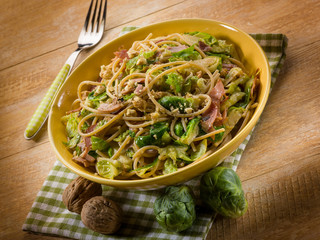 pasta with ham brussel sprout and nuts