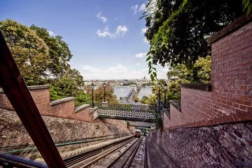 Foto op Plexiglas montée du funiculaire du chateau à budapest hongrie © arkna