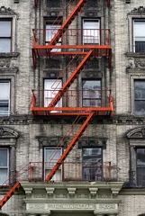 Foto auf Acrylglas Feuertreppe an Hauswand, New York © franzeldr