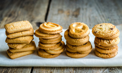 Butter cookies arranged in a row