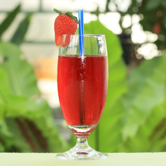fresh strawberry juice