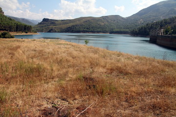 Fototapeta na wymiar El Tranco dam,Cazorla nature reserve,Jaen,Spain