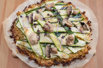 Gesunde Pizza mit Gemüse