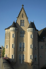 chateau; hotel de ville; region Pays de Loire; La Fléche; 72
