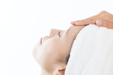 フェイシャルマッサージ