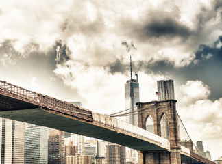 Obraz premium Brooklyn Bridge with Manhattan skyline