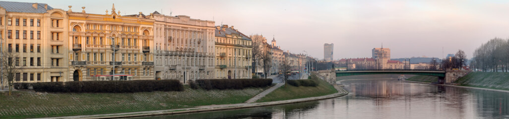 Fototapeta na wymiar Wilii w Wilnie