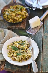 pasta with brussels sprout and cheese