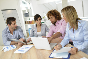 Fototapeta premium Business people meeting around table