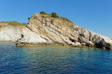 Fototapeta na wymiar rocky beach at greece , thassos