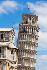 Fototapeta na wymiar Krzywa Wieża w Pizie i część katedry