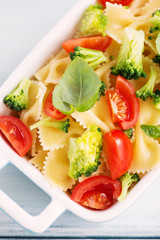 pasta with chicken and broccoli
