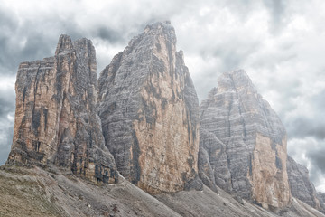 Nebbia sulle tre cime di lavaredo