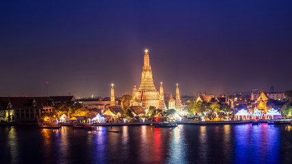 Prang of Wat Arun, Bangkok ,Thailand - 60936467