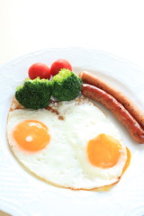 sunny side up egg and sausage for gourmet breakfast
