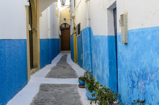 Blaue Gasse in der Medina, Rabat, Marokko