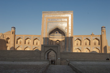 Fototapeta na wymiar Medersa islam Khodja, Khiva, Ouzbekistan