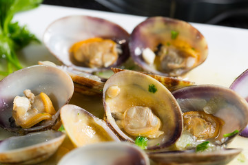 Marinated clams