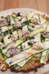 Gesunde Pizza mit Gemüse