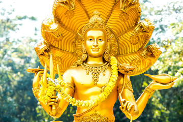 Fototapeta na wymiar wisnu statue in huai tueng thao reservoir park, chiangmai , Thai