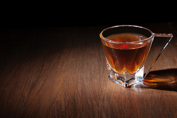 Fototapeta premium Kieliszek whisky