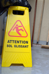 Attention sol glissant