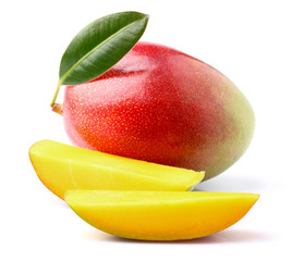 Ripe mango with slices