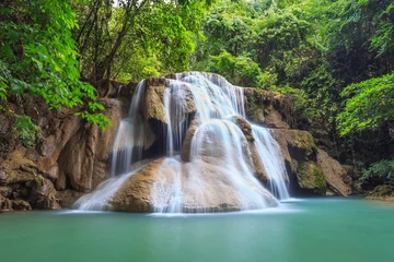 Deurstickers Waterval, Kanchanaburi, Thailand © Noppasinw