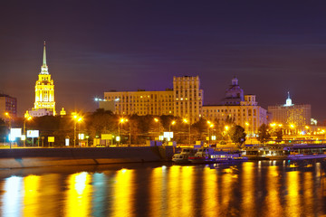 Fototapeta na wymiar View of Moscow in summer night