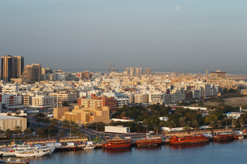 Obraz premium The Creek with Bur Dubai area of Dubai, UAE