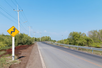 Fototapeta premium Curvy road sign