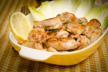 Carne di pollo fritto