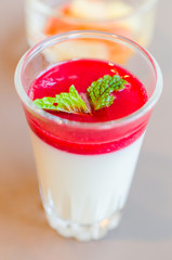 panna cotta strawberry dessert