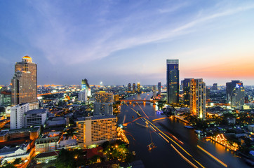 Fototapeta na wymiar City town at night, Bangkok, Thailand