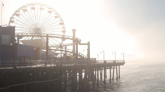 Fog at Santa Monica Pier, End Of Route 66 Los Angeles (Cities)