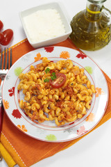 serpentines à la tomate