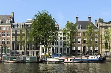 Fototapeta premium Gracht in Amsterdam, Niederlande