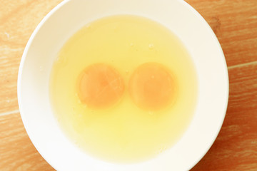 raw eggs in bowl