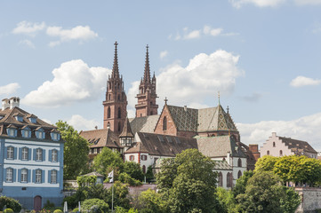Fototapeta na wymiar Bazylea, Stare Miasto, Münster, Ren, Plac Katedralny, Szwajcaria