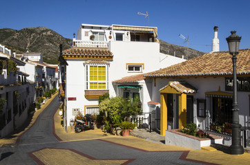 Fototapeta na wymiar Weisses Dorf in Andalusien, Spanien
