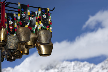 Traditionelle Schweizer Kuhglocken