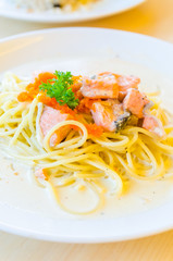 Salmon pasta